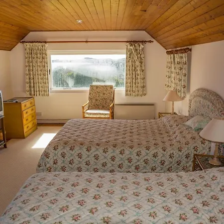 Beautiful Private West Cork Estate For 1-30 People Glandore