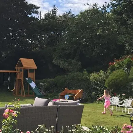 Villa Beautiful Private West Cork Estate For 1-30 People